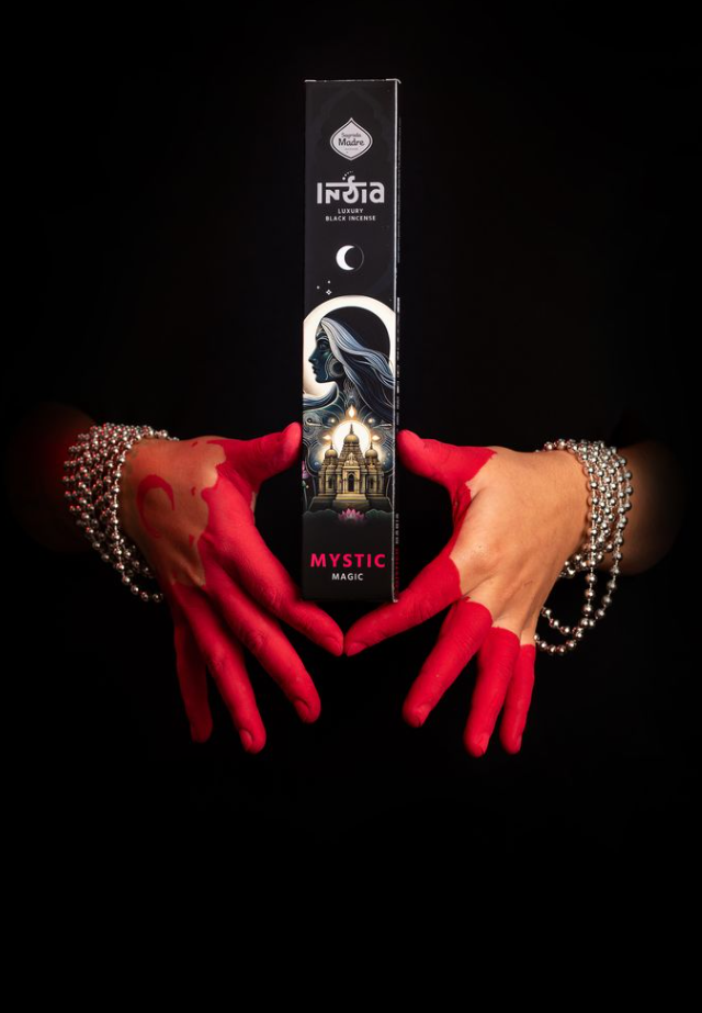 India Black MYSTIC - Sagrada Madre