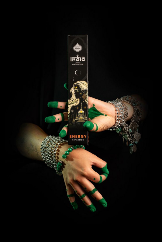 India Black ENERGIA - Sagrada Madre